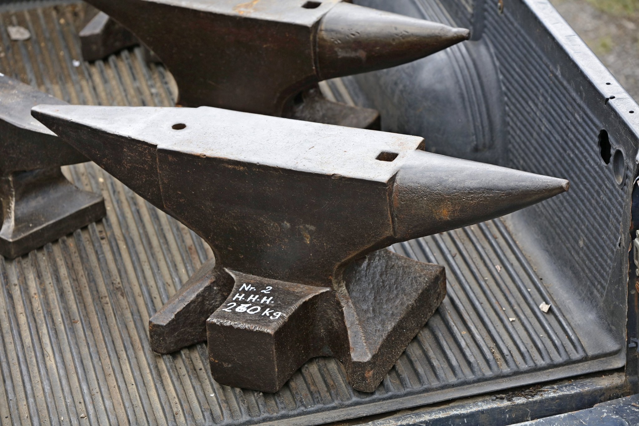 572 lb North German Double Horn Anvil