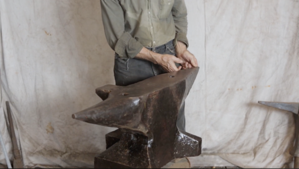 660 lb South German double horn anvil