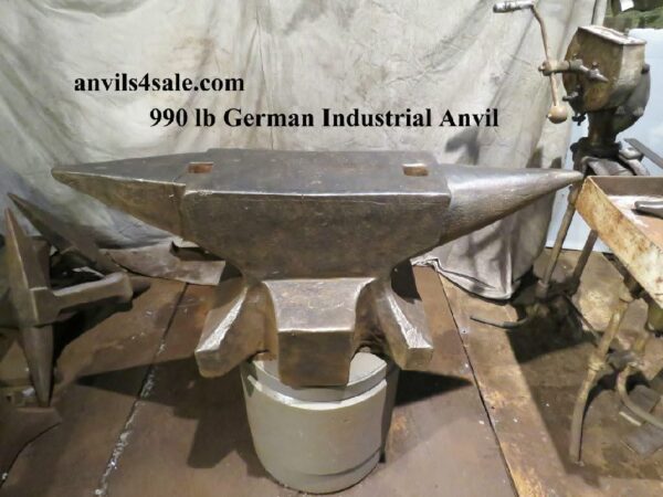 990 lb German Industrial Anvil